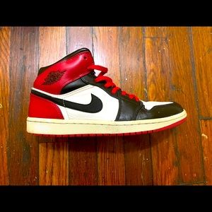 Jordan 1 Retro “Old Love”